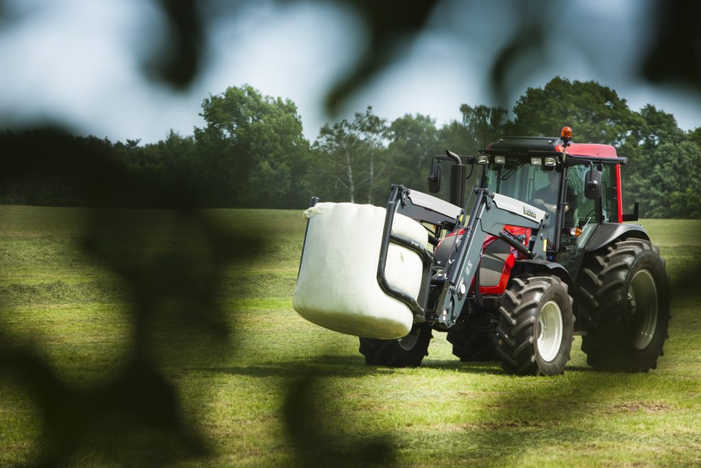 Tractor Valtra A 114 MH