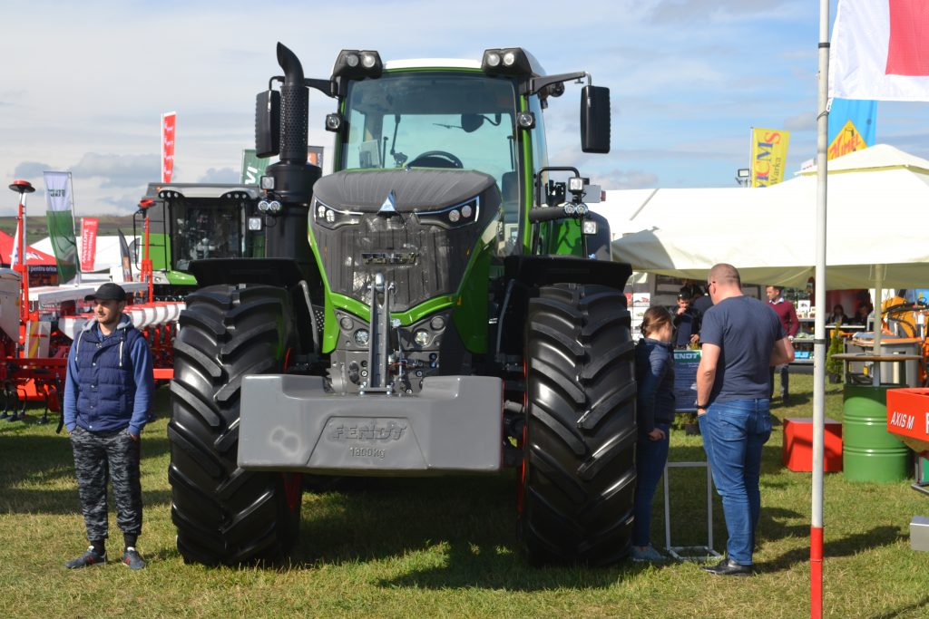 Tractor Fendt 1042 Vario Profi