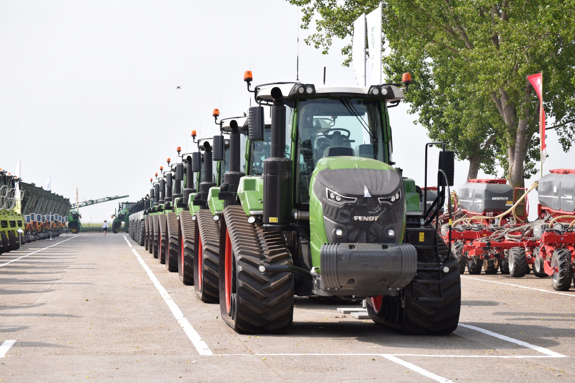 Utilaje si masini agricole- Tractoare Fendt