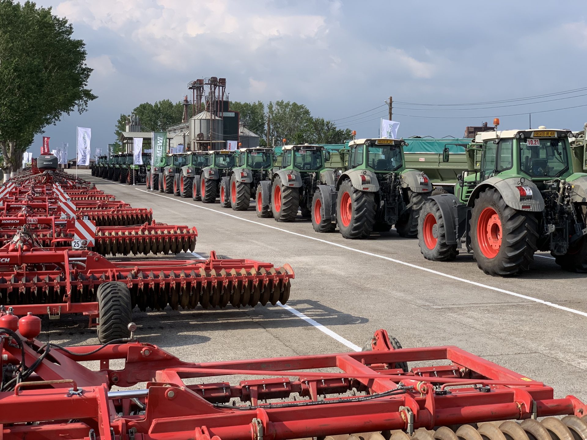 Tractoare Fend, semanatori