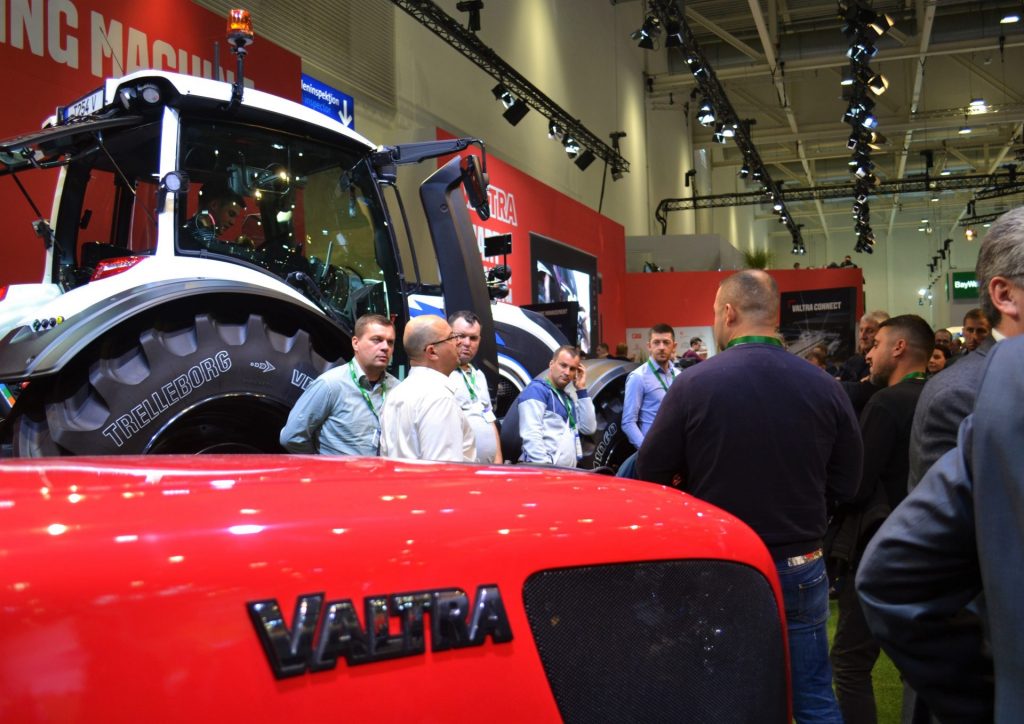 Tractor Valtra, Agritehnica