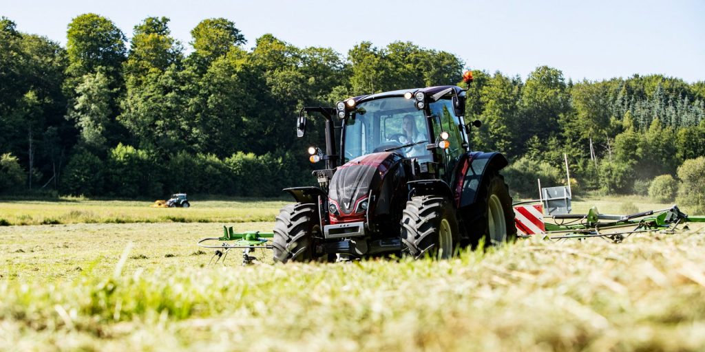 Tractor Valtra Seria A