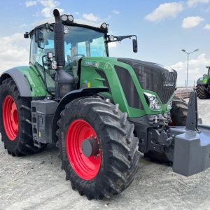 Tractor FENDT 828 VARIO S4 Profi Plus Second-hand