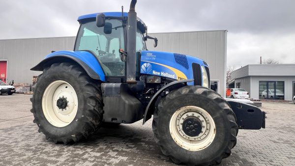 Tractor New Holland T8020 Second-hand