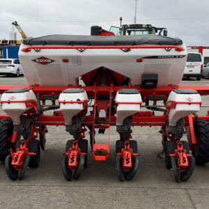 Semanatoare de prasitoare KUHN Maxima 3 M 6R Second-hand