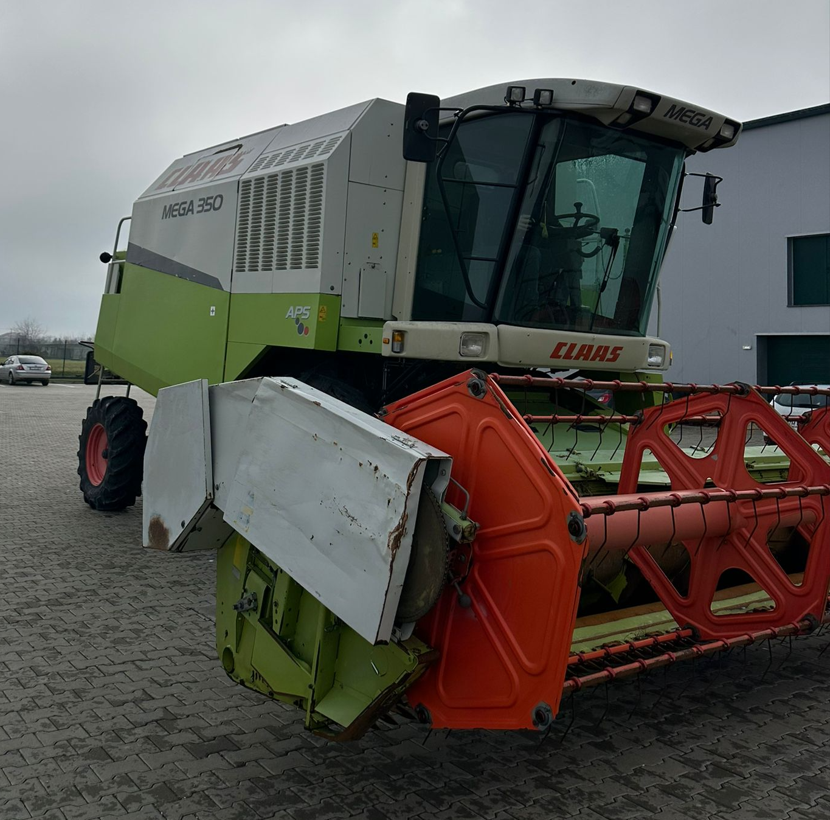 Combină de recoltat CLAAS MEGA 350