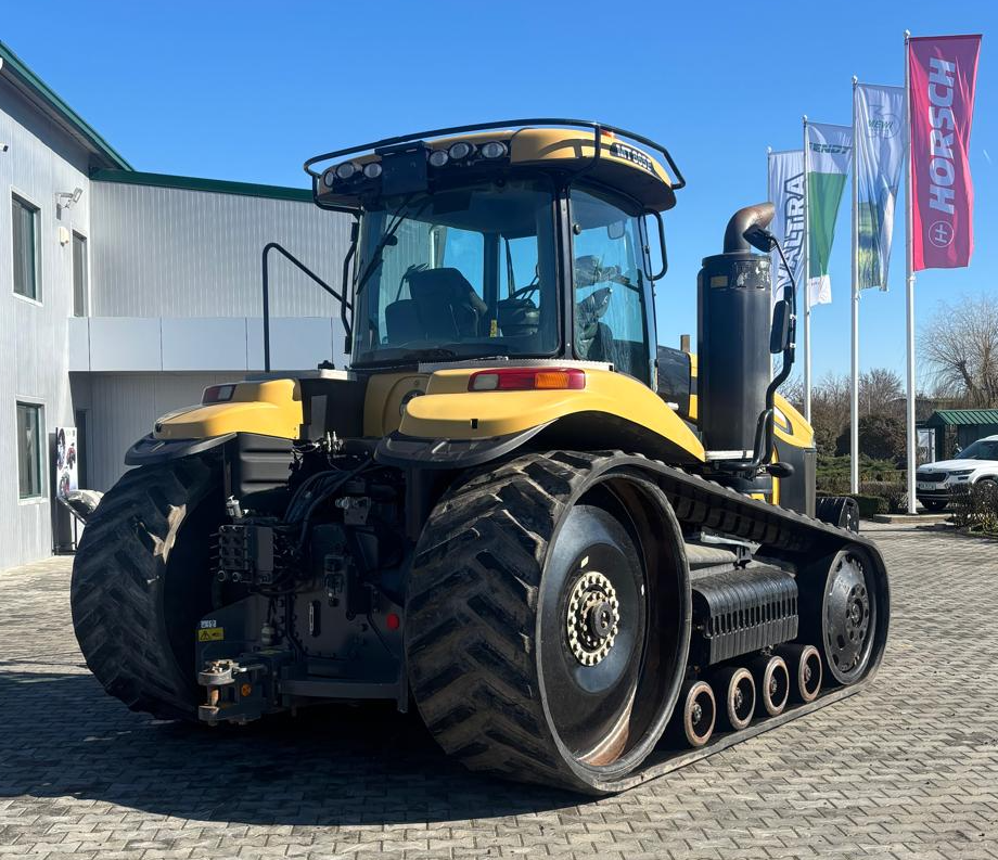 3 Tractor cu senile CHALLENGER MT 865 E Second-hand