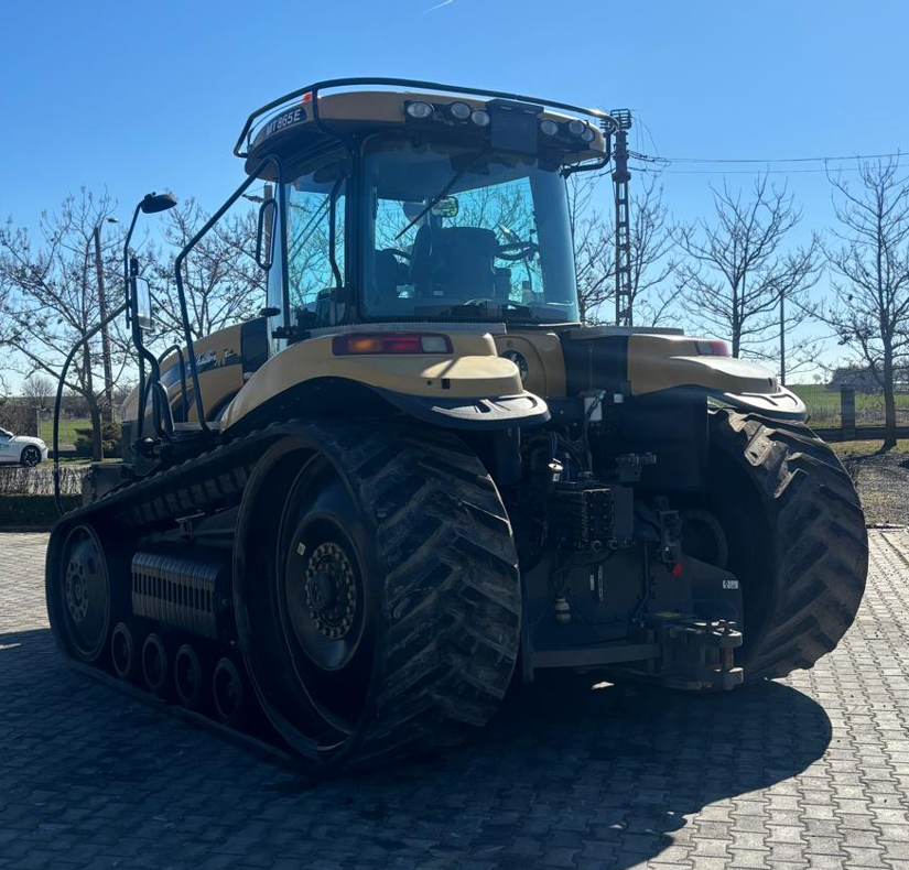 4 Tractor cu senile CHALLENGER MT 865 E Second-hand