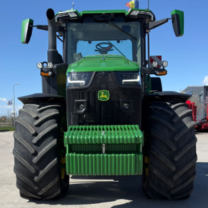 Tractor JOHN DEERE 8R 310 Second-hand