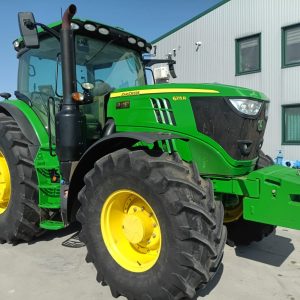 Tractor JOHN DEERE 6215R PREMIUM Second-hand